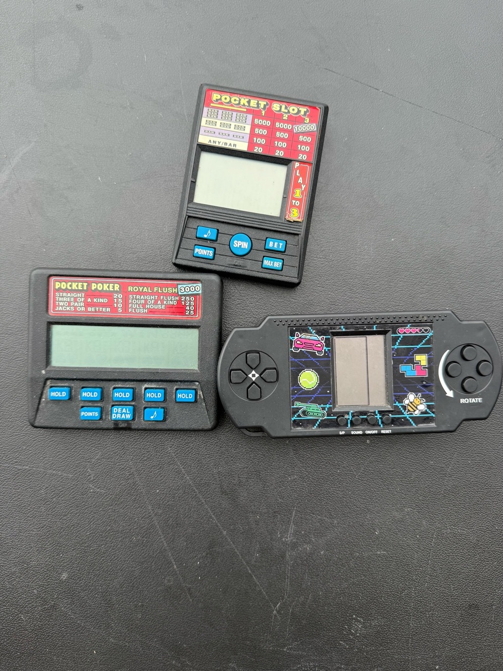 Radica Handheld Casino Game Lot(x3)🔥 Pocket Poker, Slot, Tetris